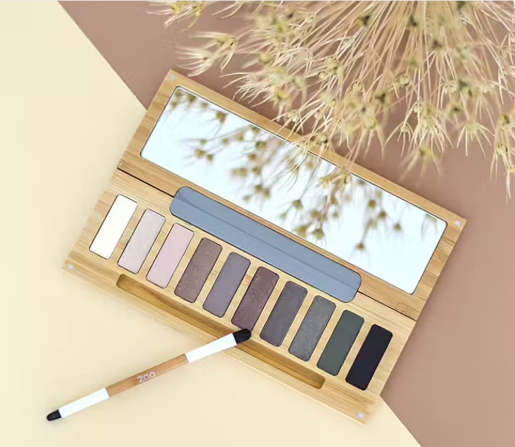 Matt & Pearly Eyeshadow ovenfra
